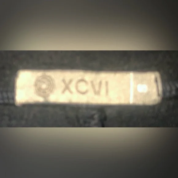 XCVI Black Garment - Picture 2 of 5
